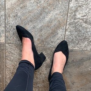 1 1/2 inch black dressy heel- size 8